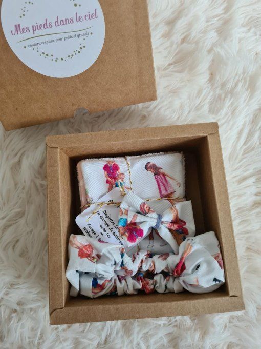 Coffret lingettes, barrette et chouchou Martine