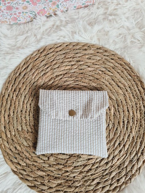 Petite pochette carrée  (savon solide ou autre)