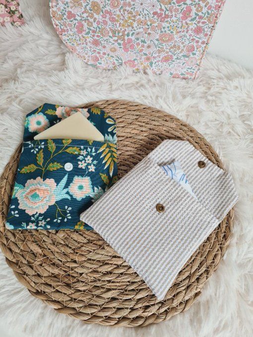 Petite pochette carrée (savon solide ou autre)