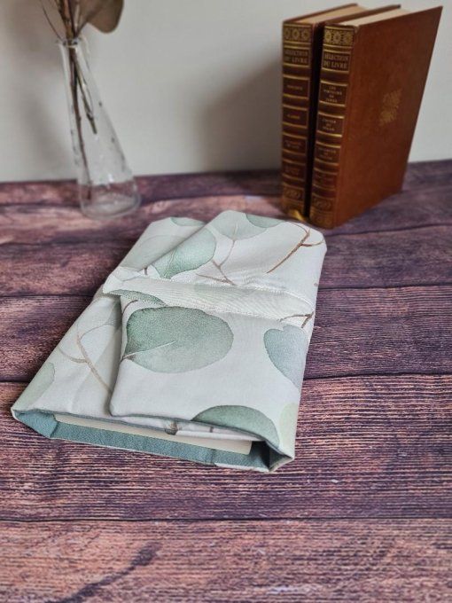 Protège livre - sur commande