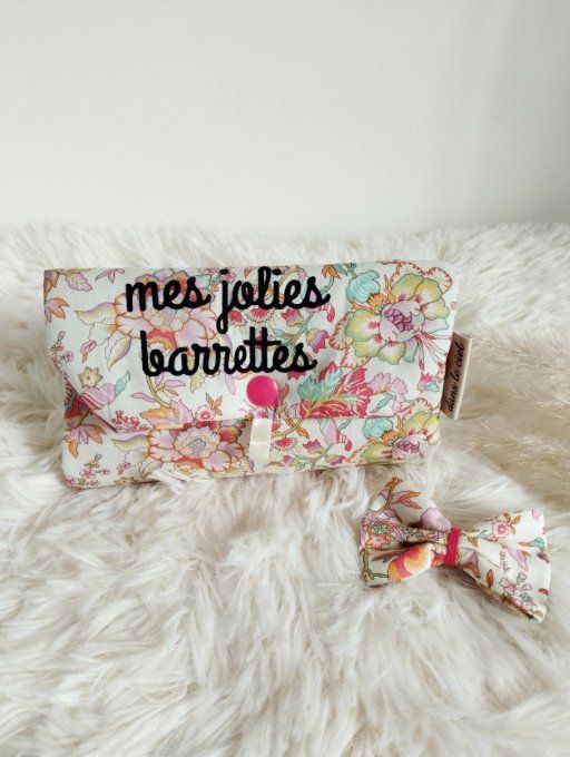 Pochette à barrettes sur commande