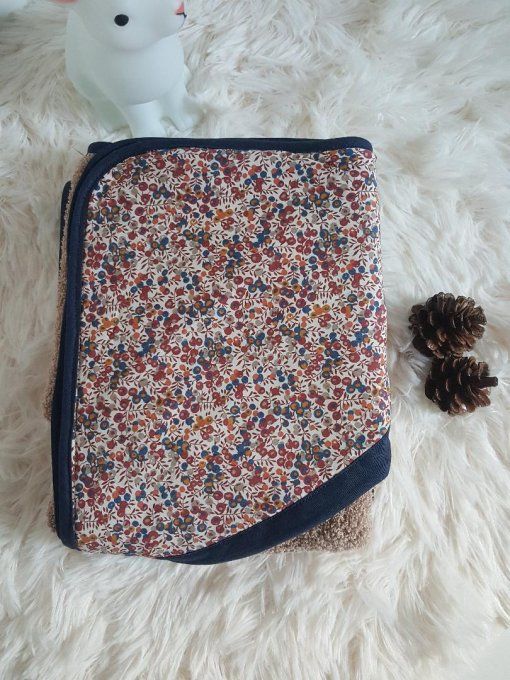 Cape de bain en Liberty wiltshire noisette