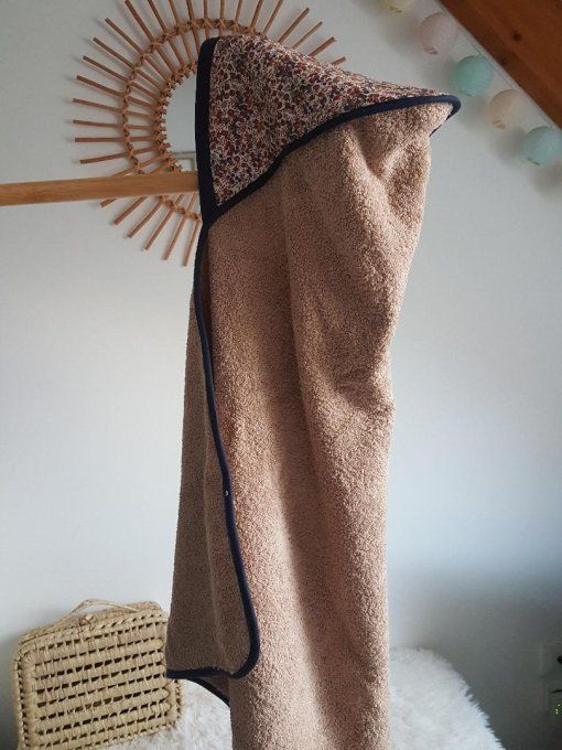 Cape de bain en Liberty wiltshire noisette